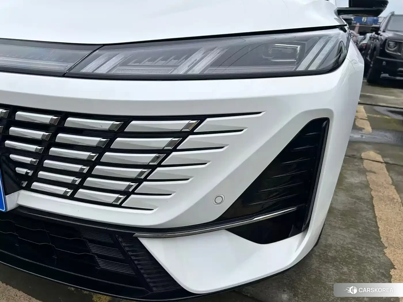 Chang'an Yidong 2025 Белый из Китая