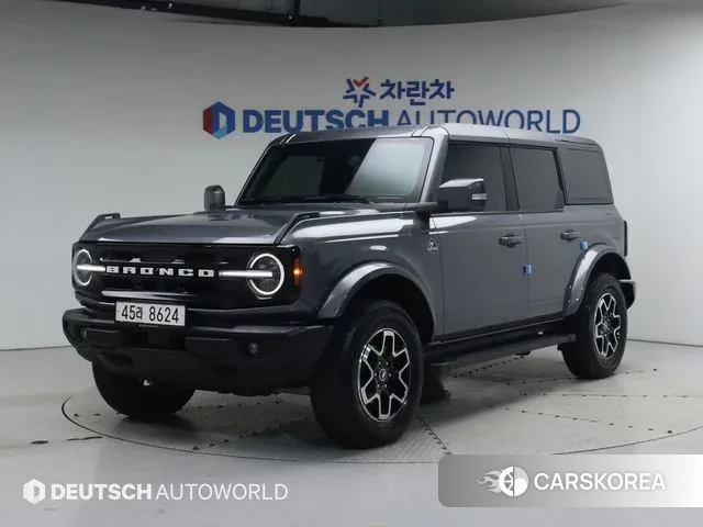 Ford Bronco 6th Generation 2024 Серый из Кореи