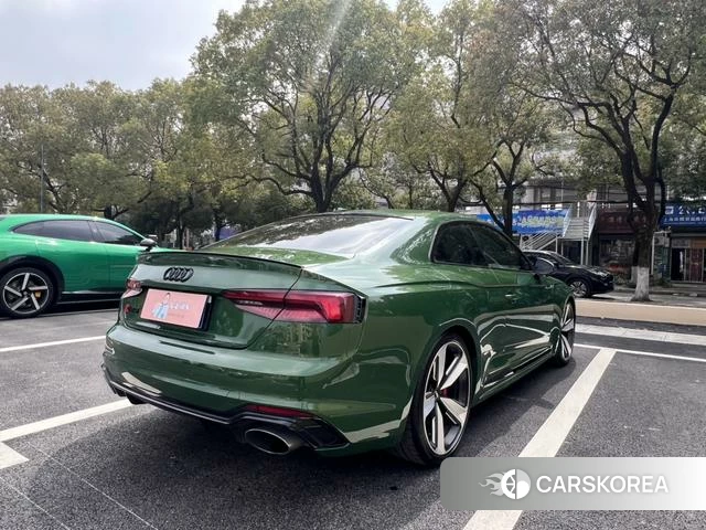Audi RS 5 2019 Зеленый из Китая