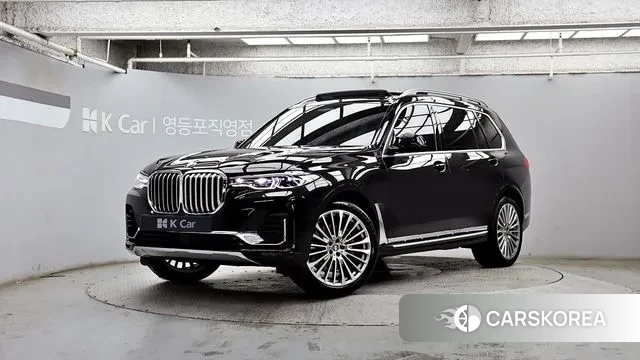 BMW X7 (G07) 2022 Черный из Кореи