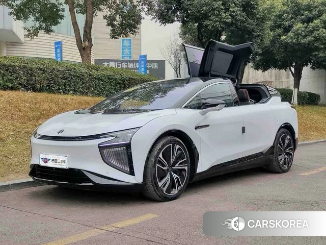 Gao He HiPhi X 2025 Белый из Китая