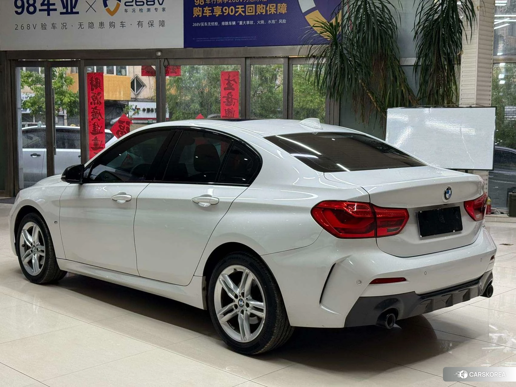 BMW 1 series 2020 Белый из Китая