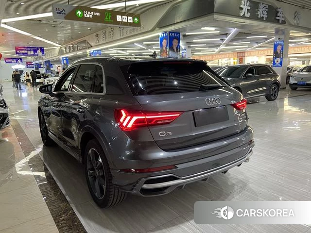 Audi Q3 2022 Темно-серый из Китая