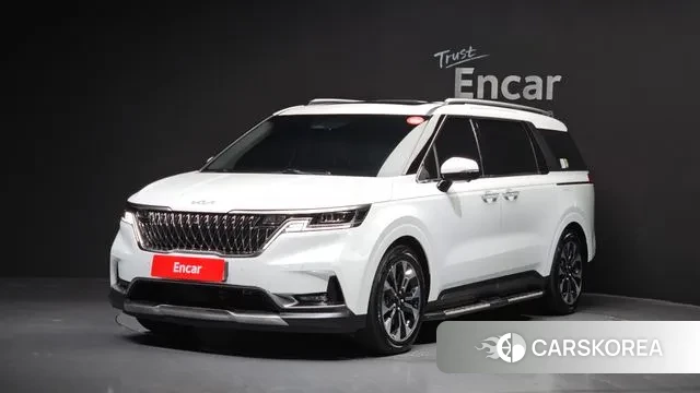 Kia Carnival 4th generation 2023 Белый из Кореи