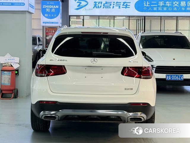 Mercedes-Benz GLC 2022 Белый из Китая
