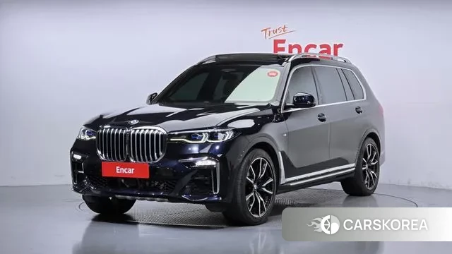 BMW X7 (G07) 2021 Черный из Кореи