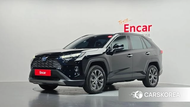 Toyota RAV4 5th Generation 2023 Черный из Кореи