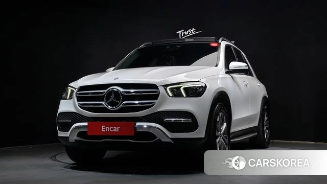 Mercedes-Benz GLE-Class W167 2023 Белый из Кореи