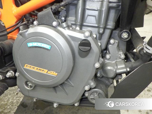 Engine photo