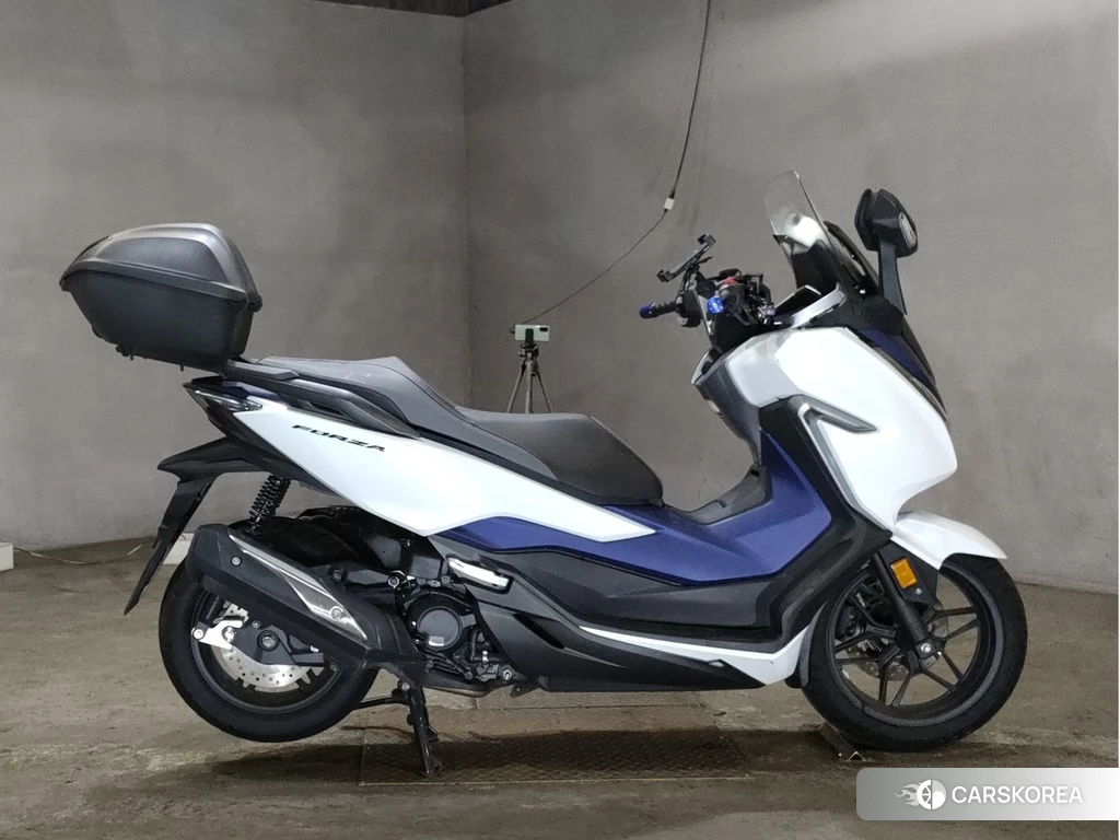 Проданный Honda FORZA 2018 из Японии, фото 2