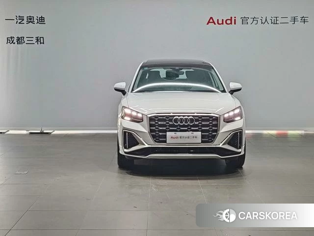 Audi Q2L 2024 Белый из Китая