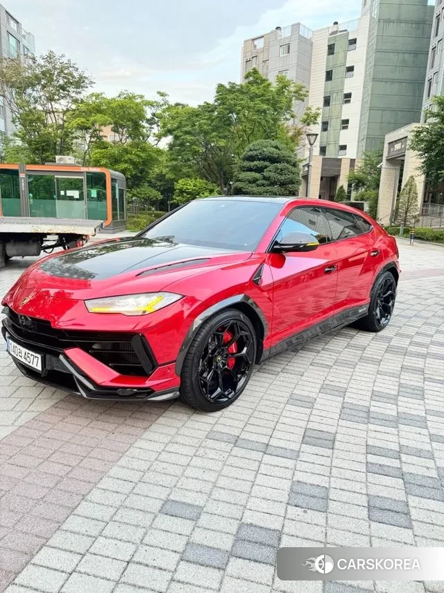 Lamborghini Urus 2024 Красный из Кореи