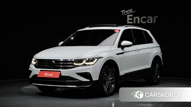 Volkswagen Tiguan second Generation 2022 Белый из Кореи
