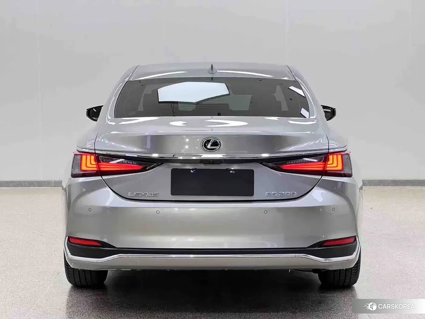 Lexus ES 2022 Champagne/brown из Китая