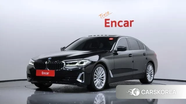 BMW 5 Series (G30) 2023 Черный из Кореи