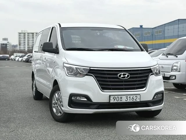 Hyundai The New Grand Starex 2019 Белый из Кореи