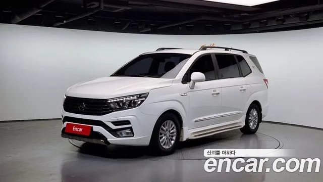 Ssangyong Korando Turismo 2018 Белый из Кореи