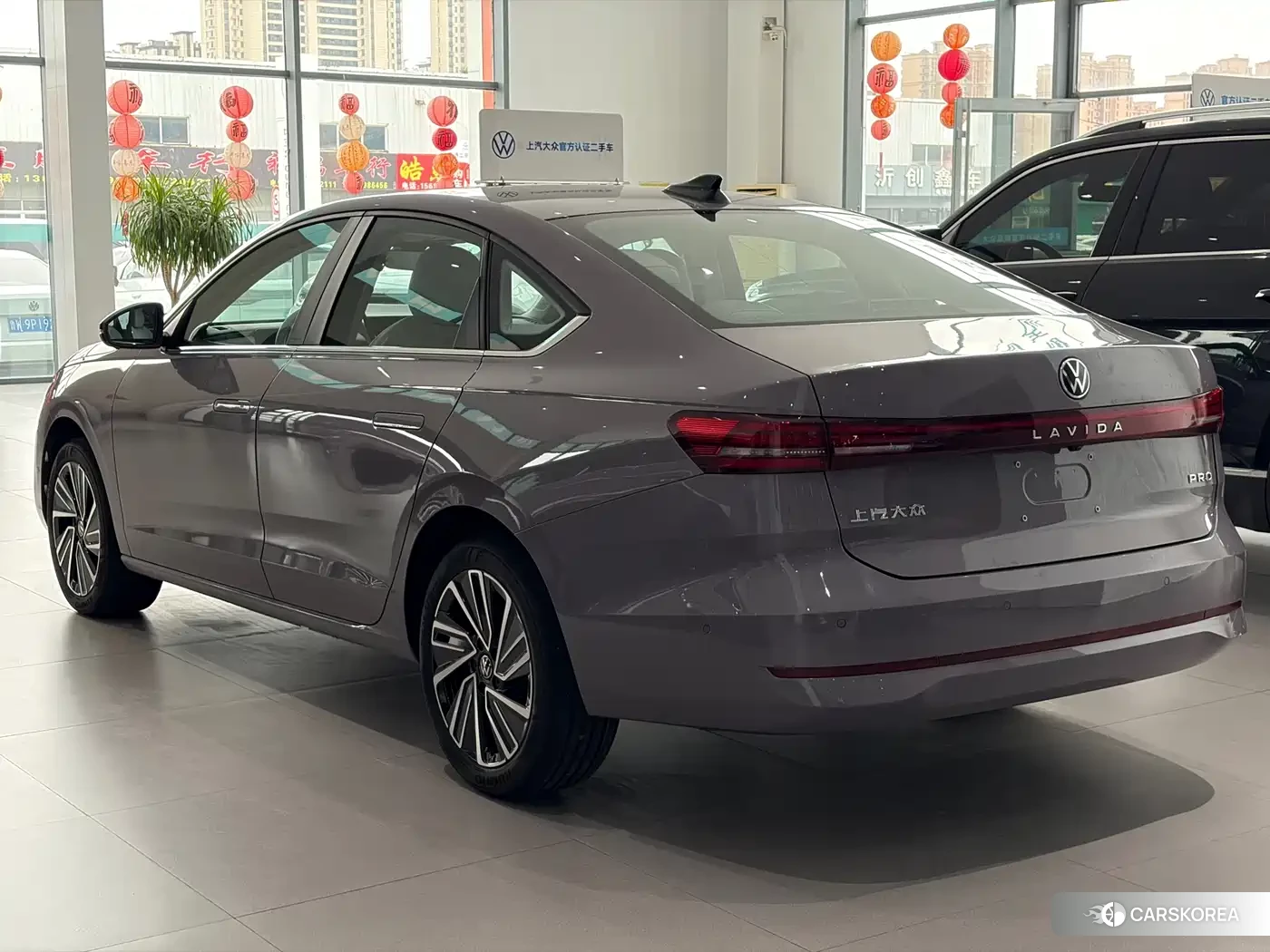 Volkswagen Lavida 2025 Silver/gray из Китая