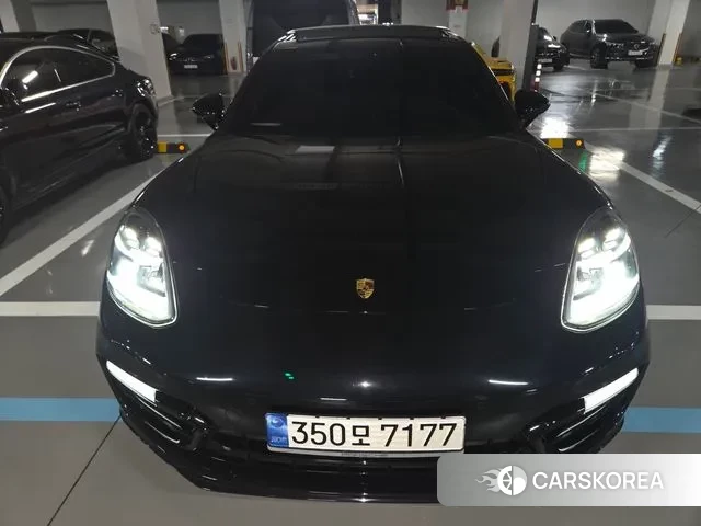 Porsche Panamera (971) 2020 Черный из Кореи