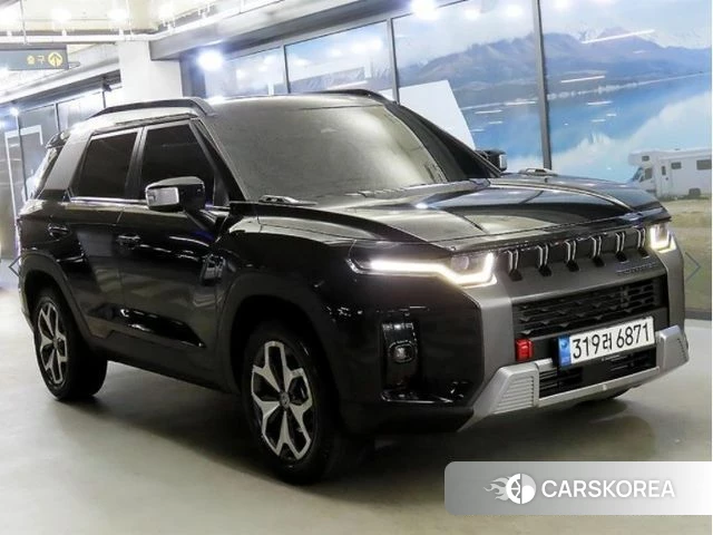 Ssangyong Torres 2023 Черный из Кореи