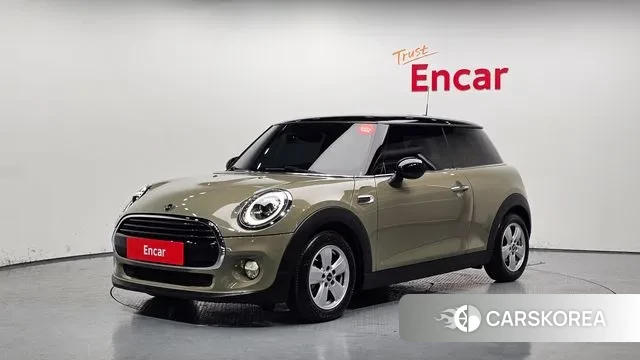 Mini Cooper 2018 Песочный из Кореи