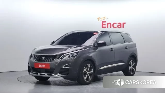 Peugeot 5008 second generation 2018 Серый из Кореи
