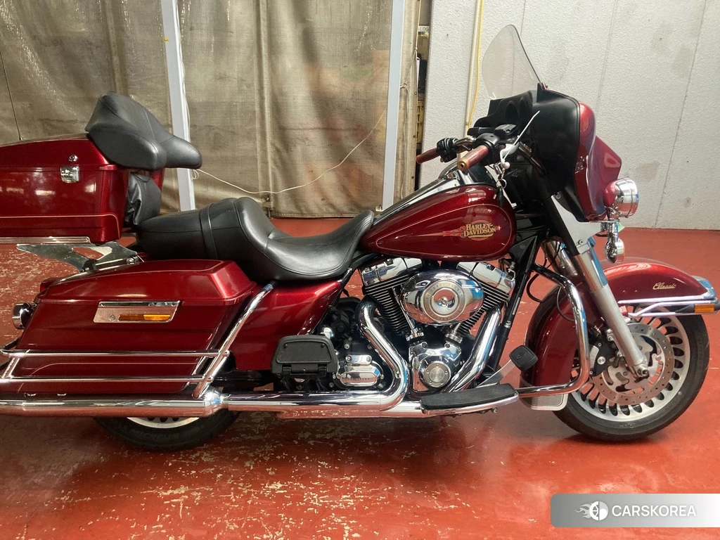 Проданный Harley-Davidson Electra Glide FLHTC1580 2010 из Японии