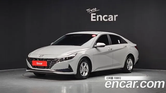 Hyundai Avante (CN7) 2022 Серебристо-серый из Кореи