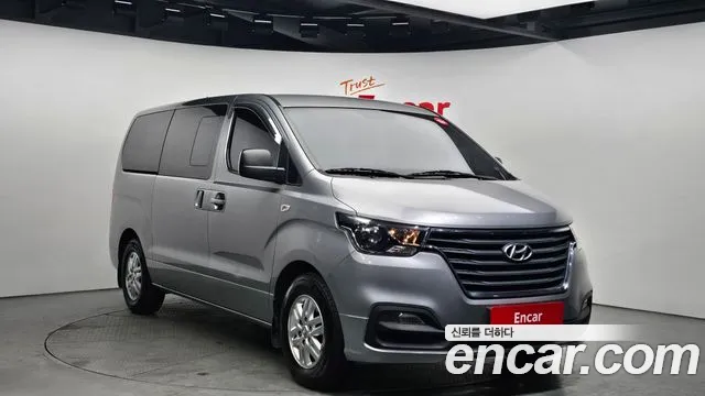 Hyundai The New Grand Starex 2018 Серый из Кореи