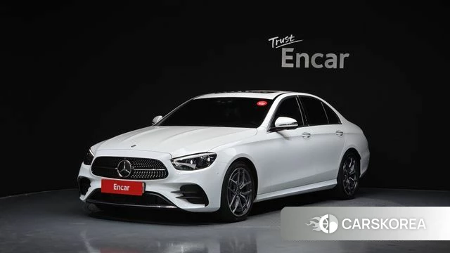 Mercedes-Benz E-Class W213 2022 Белый из Кореи