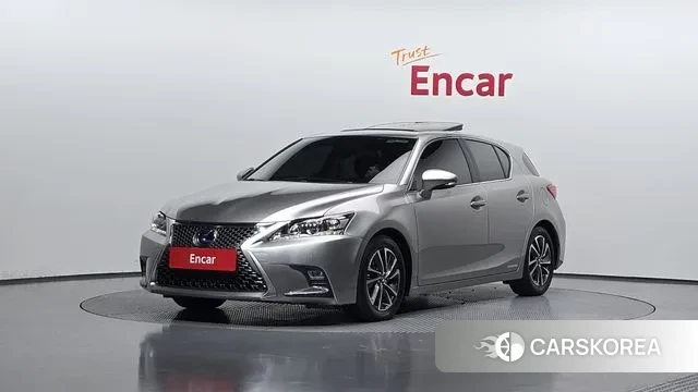 Lexus CT200h 2018 Серебряный из Кореи