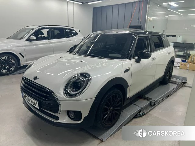 Mini Cooper Clubman 2023 Белый из Кореи