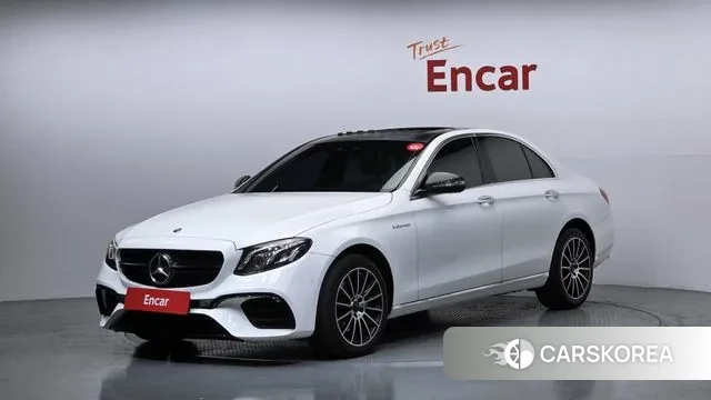Mercedes-Benz E-Class W213 2018 Белый из Кореи