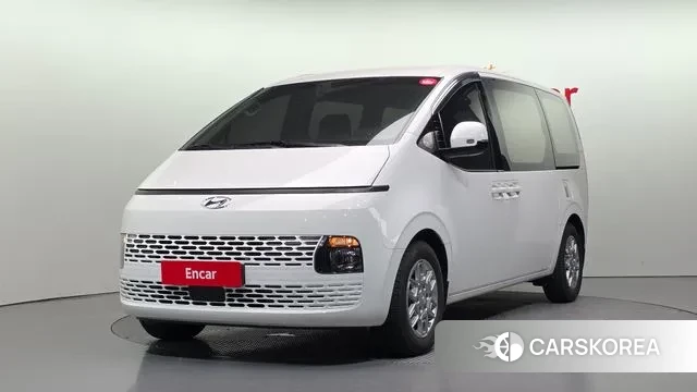Hyundai Staria 2023 Белый из Кореи