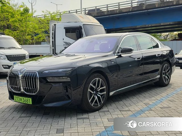 BMW 7 Series (G70) 2025 Черный из Кореи