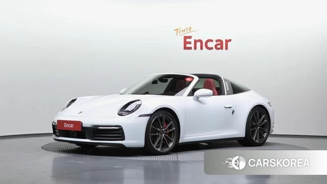 Porsche 911(992) 2023 Белый из Кореи