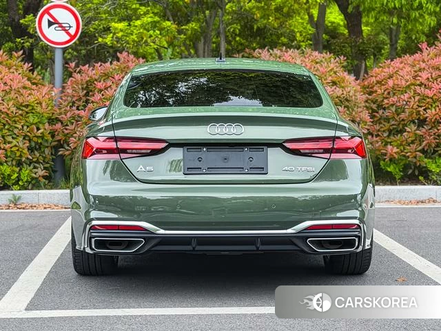 Audi A5 2022 Зеленый из Китая