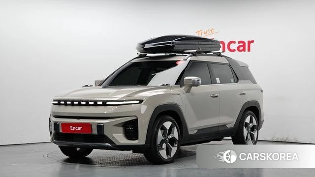 Ssangyong Torres EVX 2024 Жемчужный цвет из Кореи