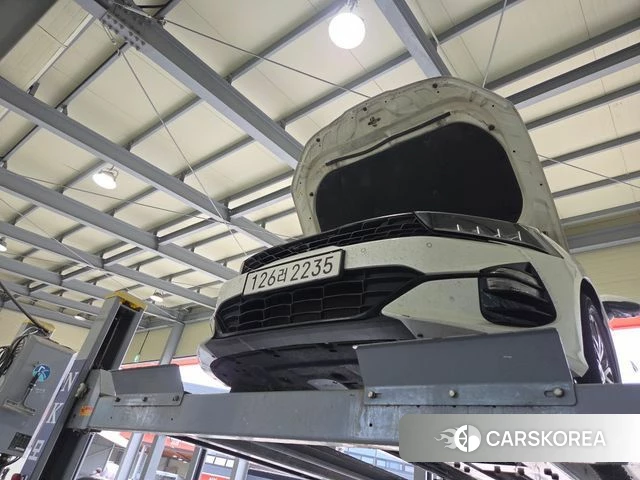 Kia K5 3rd generation 2022 Белый из Кореи