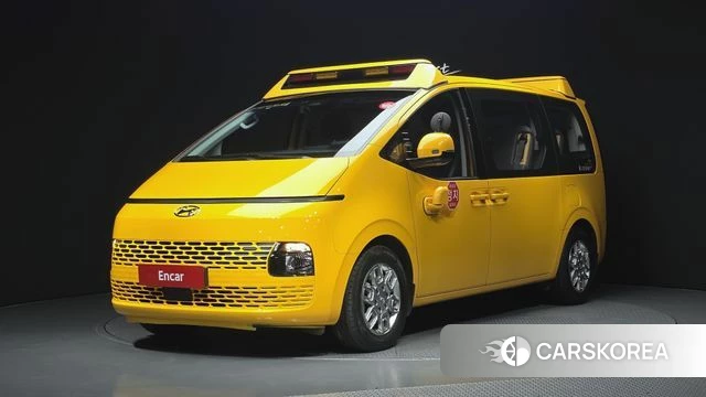 Hyundai Staria 2022 Желтый из Кореи