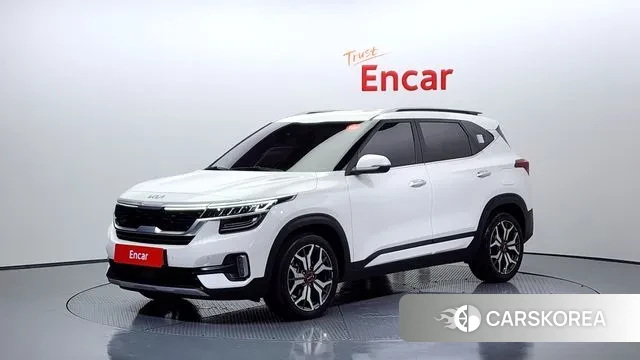 Kia Seltos 2022 Белый из Кореи