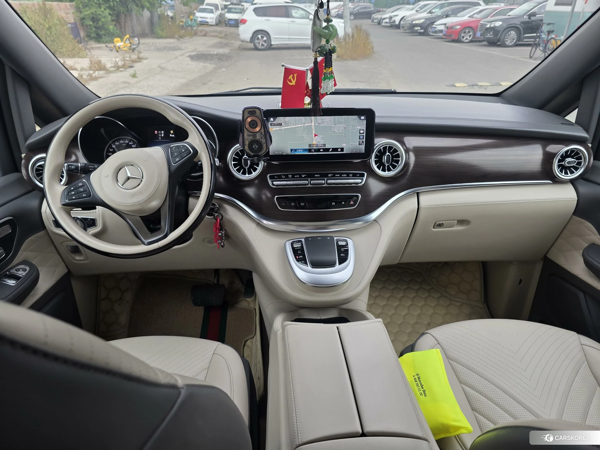 Mercedes-Benz V-class 2021 Черный из Китая