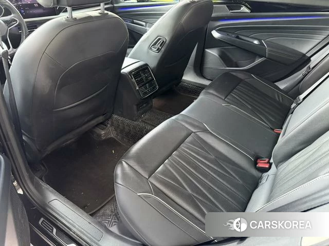 Volkswagen Passat 2022 Черный из Китая