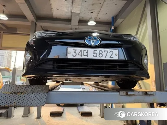 Toyota Prius 4th Generation 2018 Черный из Кореи
