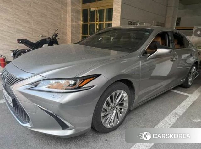 Lexus ES300h 7th generation 2019 Серый из Кореи