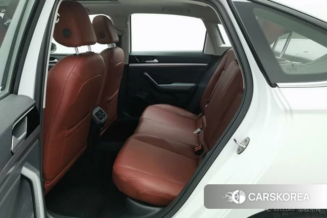 Volkswagen Lavida 2022 Белый из Китая