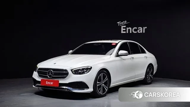 Mercedes-Benz E-Class W213 2021 Белый из Кореи