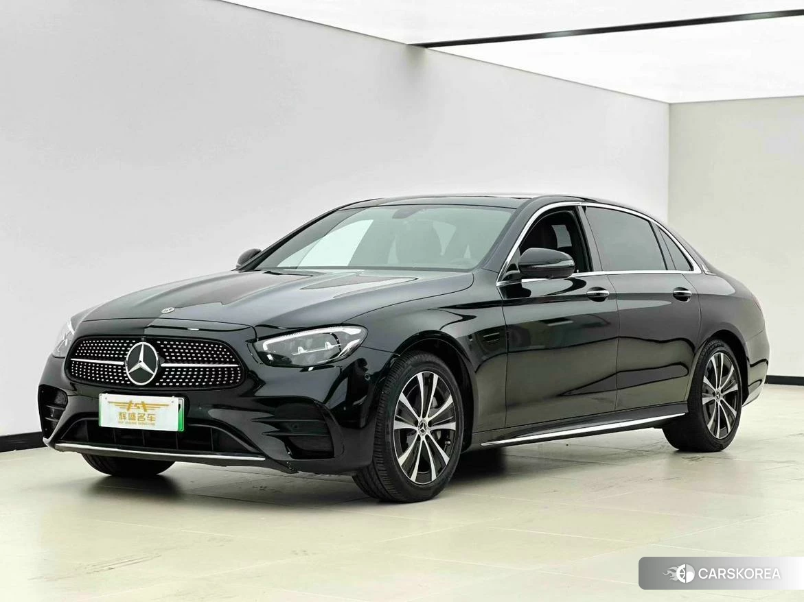 Mercedes-Benz E-Class 2021 Черный из Китая