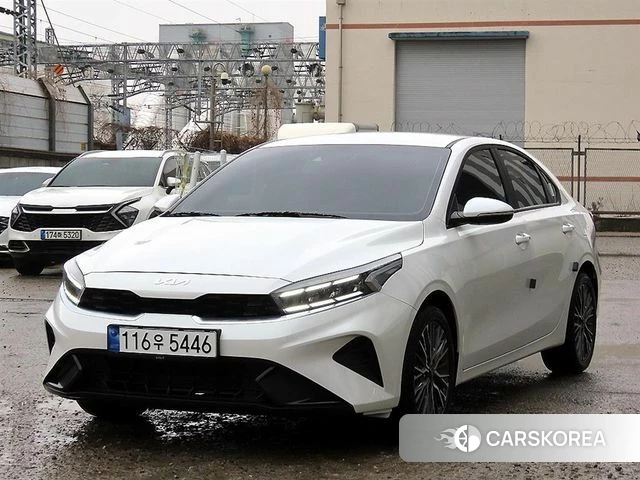 Kia The New K3 2nd generation 2024 Белый из Кореи