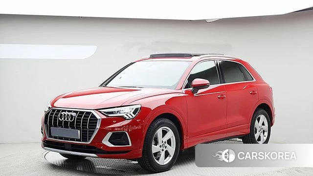 Audi Q3 (F3) 2020 Красный из Кореи